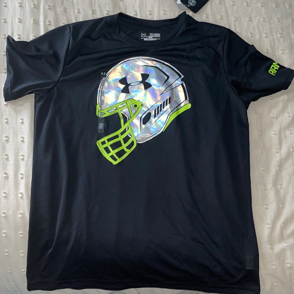 Brand new Youth under armour football helmet graphic tee.